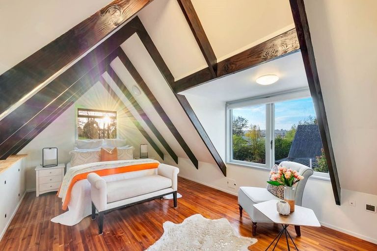 Photo of property in 2/5 Putney Place, Ranui, Auckland, 0612