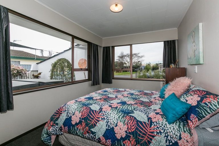 Photo of property in 4 Laurent Place, Greenmeadows, Napier, 4112