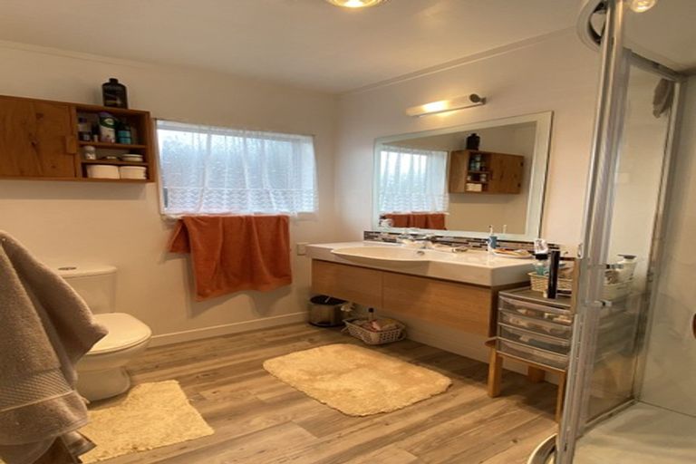 Photo of property in 61 The Circle, Manly, Whangaparaoa, 0930