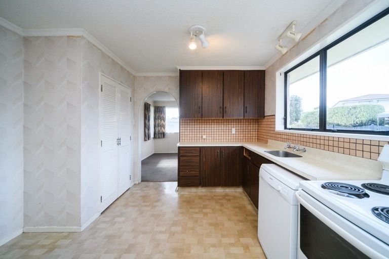 Photo of property in 21 Chadwick Place, Highbury, Palmerston North, 4412