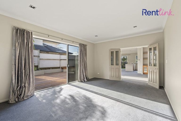 Photo of property in 9 Merriman Place, Pyes Pa, Tauranga, 3112