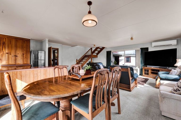 Photo of property in 101 Portia Street, Stratford, 4332