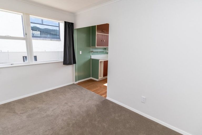 Photo of property in 18a Percy Cameron Street, Avalon, Lower Hutt, 5011