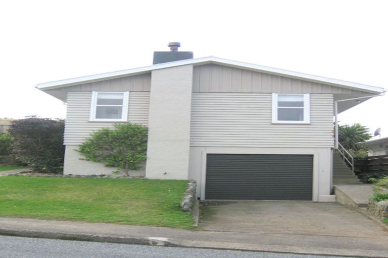 Photo of property in 18 Erris Street, Johnsonville, Wellington, 6037