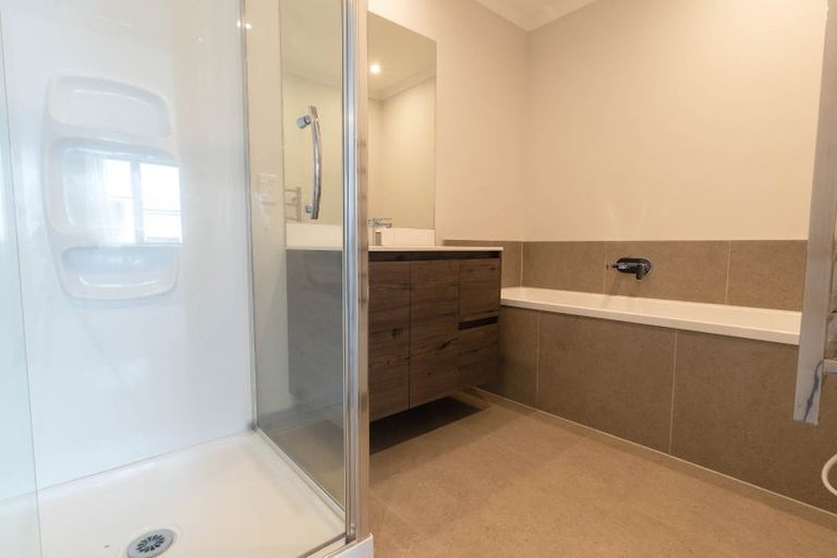 Photo of property in 5 Pukewhero Rise, Westgate, Auckland, 0614