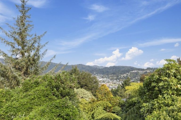 Photo of property in 94 Lord Street, Stokes Valley, Lower Hutt, 5019