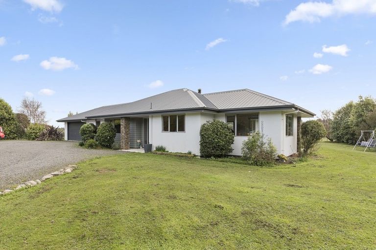 Photo of property in 68 Bruce Road, Levin, 5510