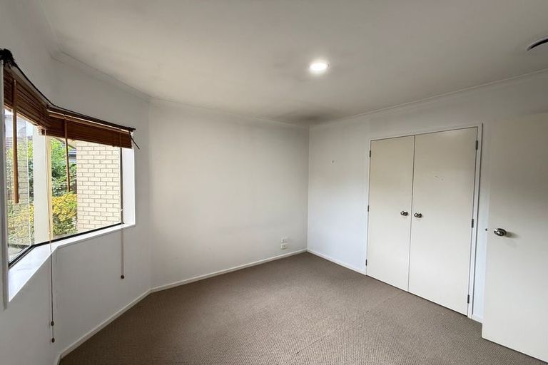 Photo of property in 311 Chapel Road, Flat Bush, Auckland, 2016