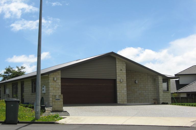 Photo of property in 7 Bonaparte Drive, Pukekohe, 2120