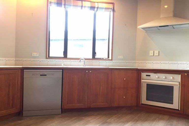 Photo of property in 8 Country Place, Burwood, Christchurch, 8083