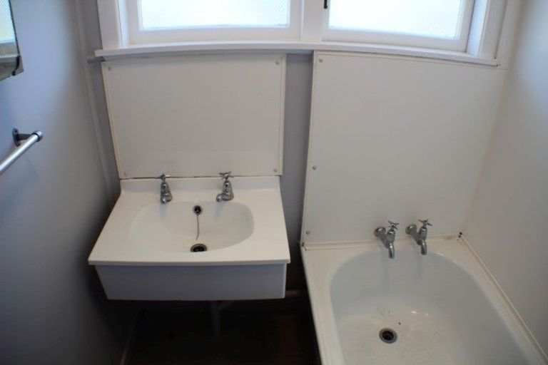 Photo of property in 301-303 Warspite Avenue, Waitangirua, Porirua, 5024