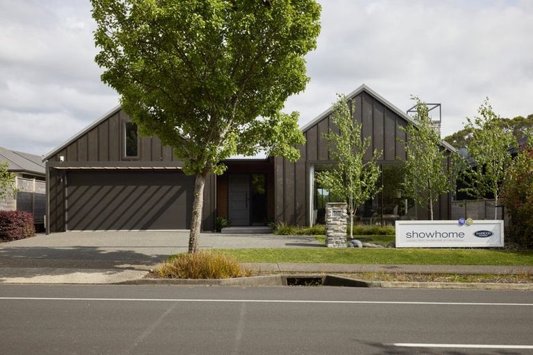 Photo of property in 158 Lakes Boulevard, Pyes Pa, Tauranga, 3112