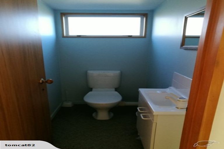 Photo of property in 18 Witbrock Crescent, Burnside, Christchurch, 8053