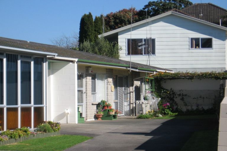 Photo of property in 2/27 Roys Road, Parkvale, Tauranga, 3112