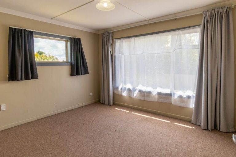 Photo of property in 15 Adamson Crescent, Glengarry, Invercargill, 9810