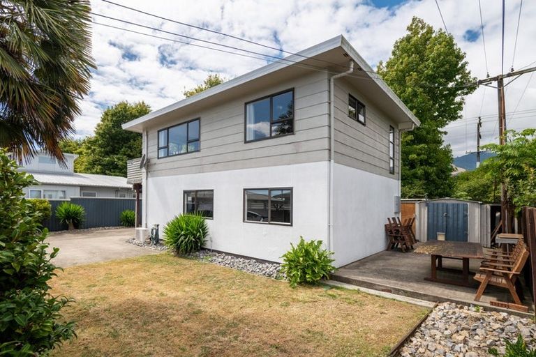 Photo of property in 2/10 Chisnall Street, Stoke, Nelson, 7011