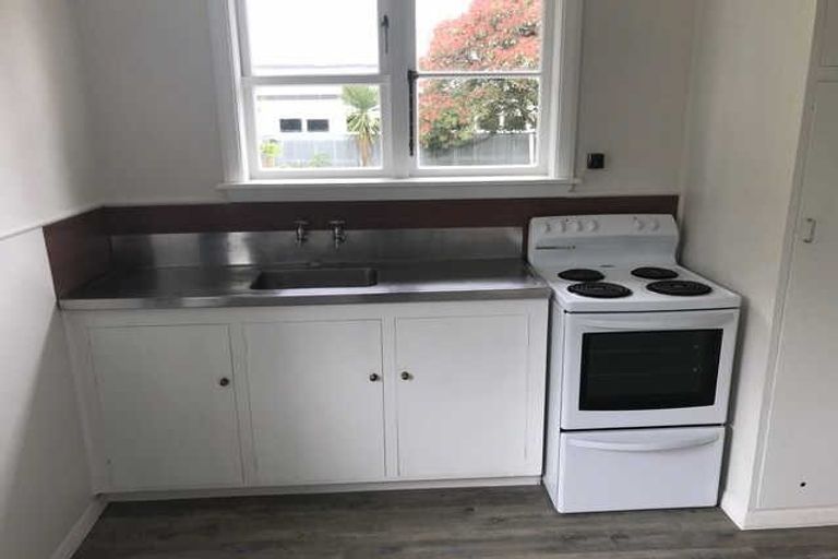 Photo of property in 14 Ballantyne Avenue, Upper Riccarton, Christchurch, 8041