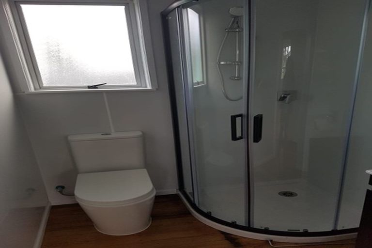 Photo of property in 66 Sherwood Avenue, Te Atatu South, Auckland, 0610