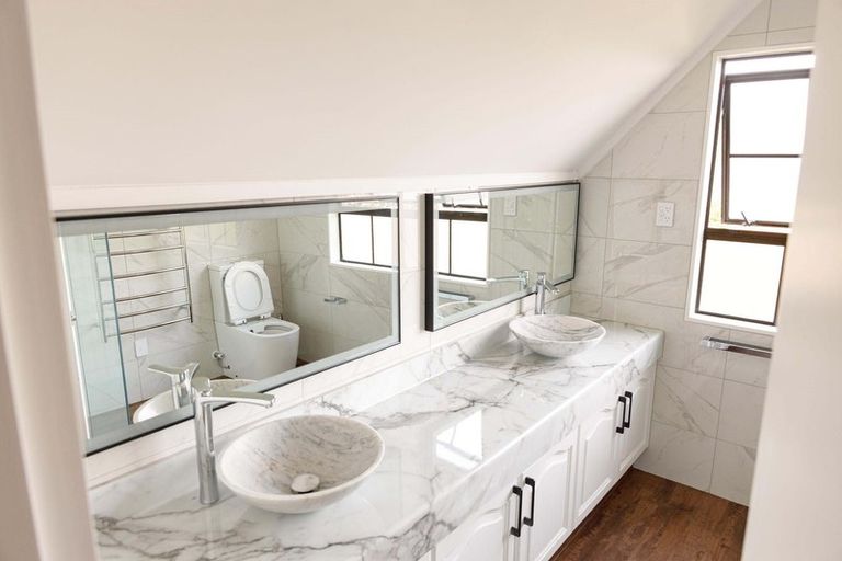 Photo of property in 30 Satara Crescent, Khandallah, Wellington, 6035