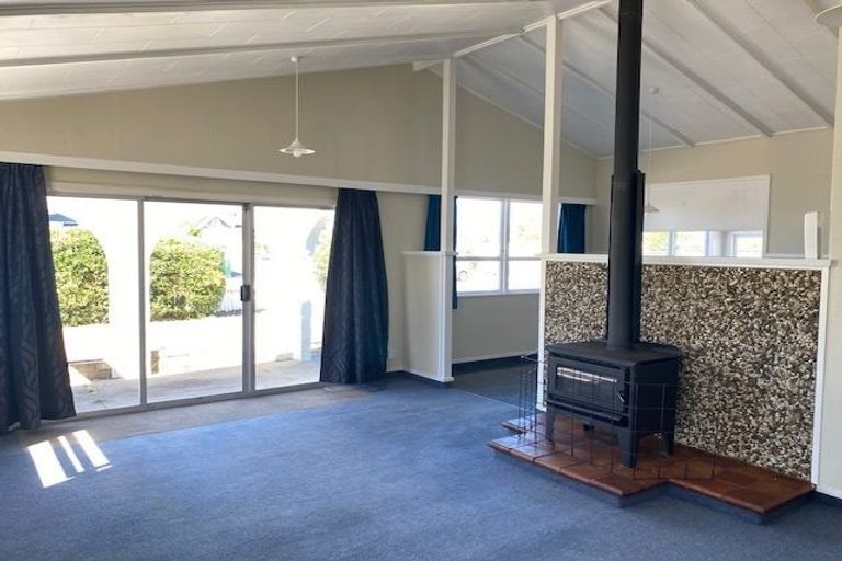 Photo of property in 55 Folkestone Drive, Flaxmere, Hastings, 4120