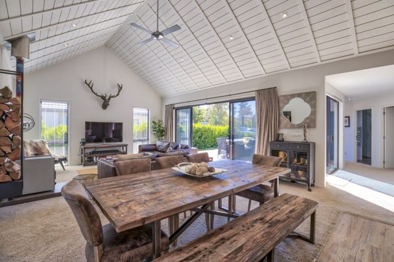 Photo of property in 2a Niger Street, Wanaka, 9305