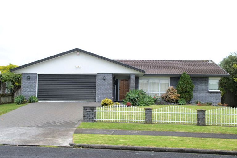 Photo of property in 16 Ben Nevis Place, Northpark, Auckland, 2013