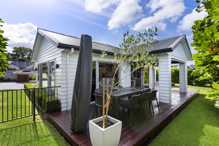 Photo of property in 2 Lancewood Lane, Kaukapakapa, Helensville, 0875