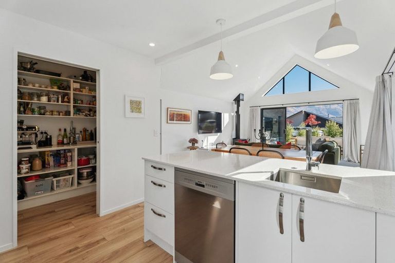 Photo of property in 29 Clearview Street, Wanaka, 9305