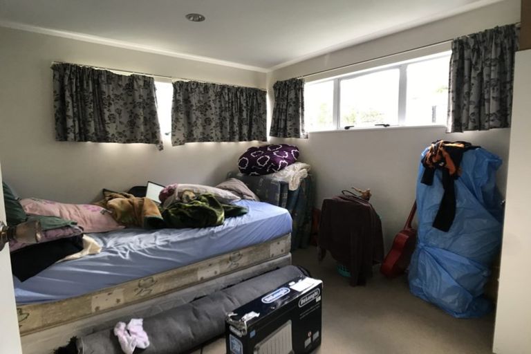 Photo of property in 92a Forrest Hill Road, Forrest Hill, Auckland, 0620