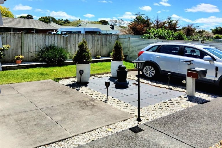 Photo of property in 45 Costa Viva Crescent, Karaka, Papakura, 2113