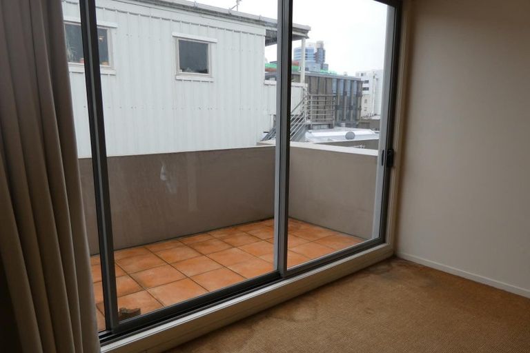 Photo of property in Hannahs Warehouse Apartments, 6/13 Leeds Street, Te Aro, Wellington, 6011