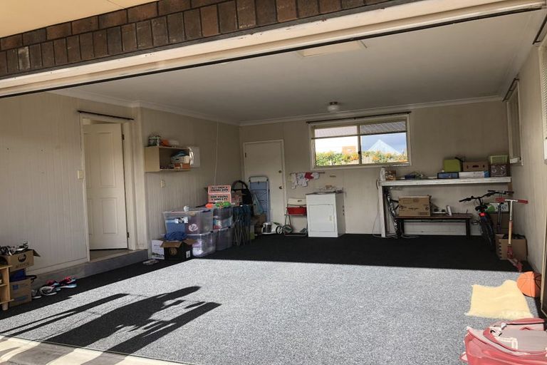 Photo of property in 36 Starlight Cove, Hobsonville, Auckland, 0618