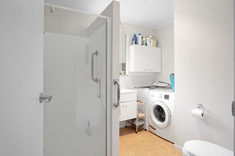 Photo of property in 3 Rongomau Lane, Raumati South, Paraparaumu, 5032