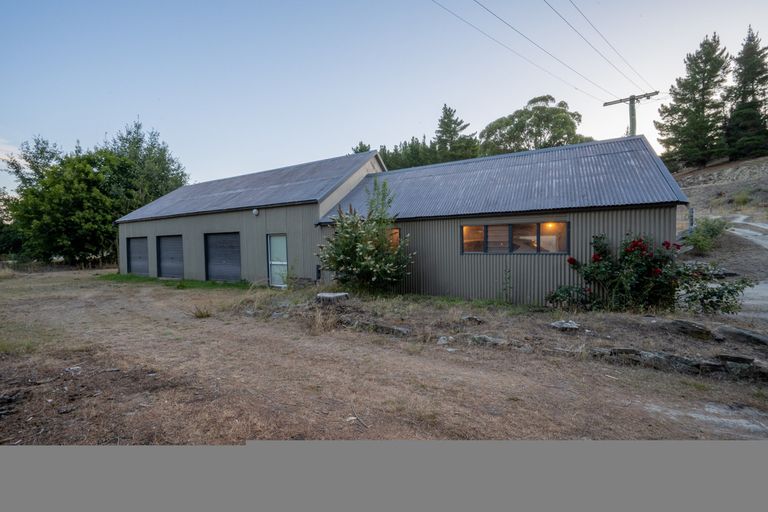 Photo of property in 97 Letts Gully Road, Letts Gully, Alexandra, 9393