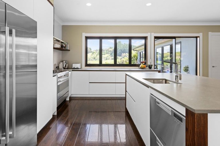 Photo of property in 18 Lakeview Terrace, Taradale, Napier, 4112