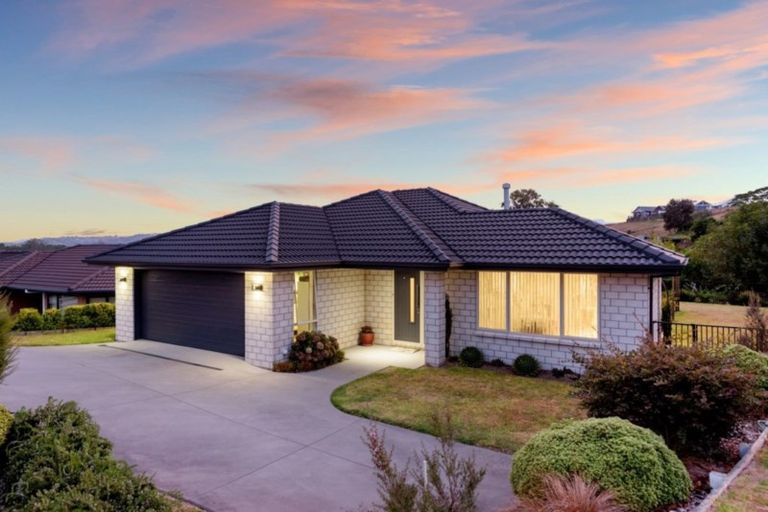 Photo of property in 12 Lynley Park Drive, Omokoroa, 3114