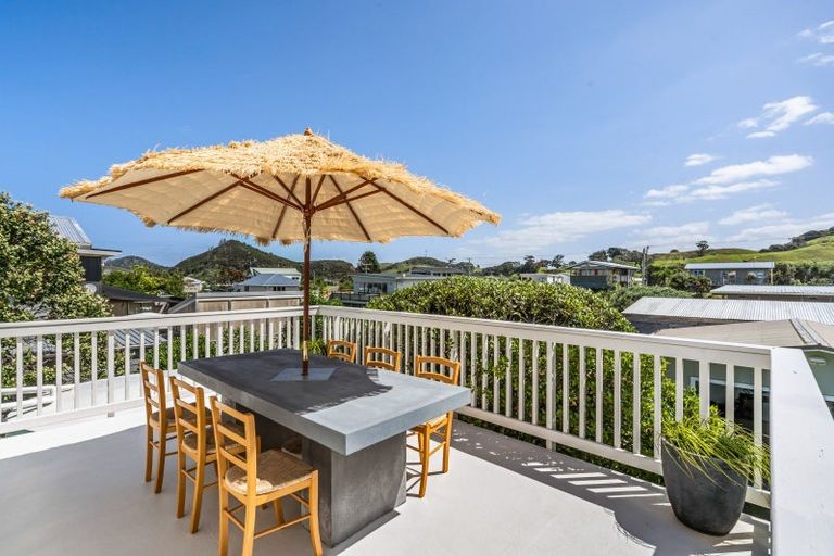Photo of property in 9 Hall Road, Pataua North, Whangarei, 0175