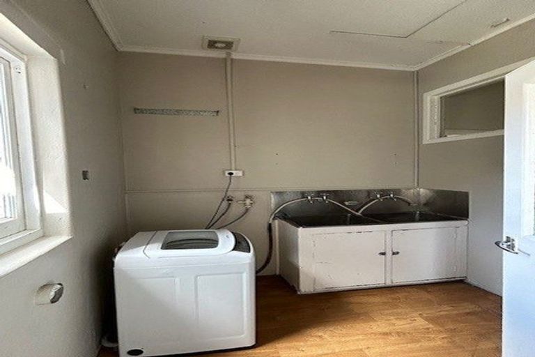 Photo of property in 219 Coutts Street, Rongotai, Wellington, 6022