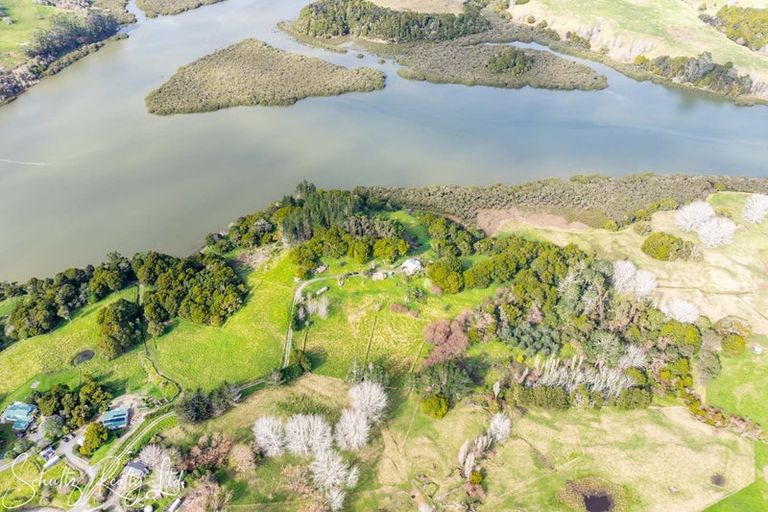 Photo of property in 227 Mountain Road, Maungaturoto, 0587