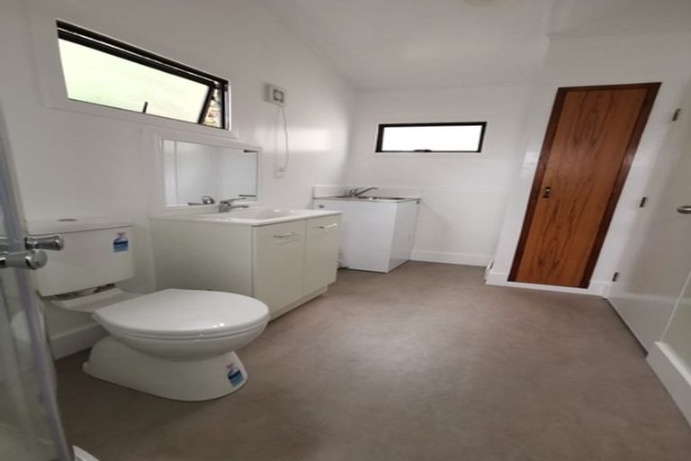 Photo of property in 10 Korokoro Road, Korokoro, Lower Hutt, 5012