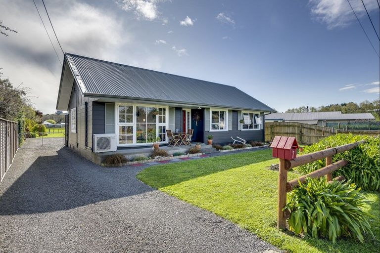 Photo of property in 7 Shanly Street, Waipawa, 4210