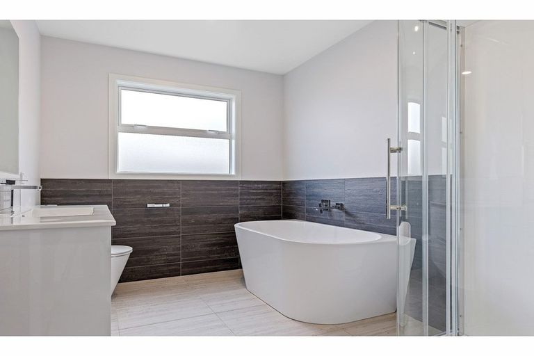 Photo of property in 271 Opawa Road, Hillsborough, Christchurch, 8022