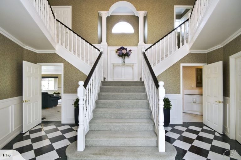 Photo of property in 20 Manor Park, Sunnyhills, Auckland, 2010