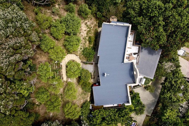 Photo of property in 82 Paremata Road, Paremata, Porirua, 5024