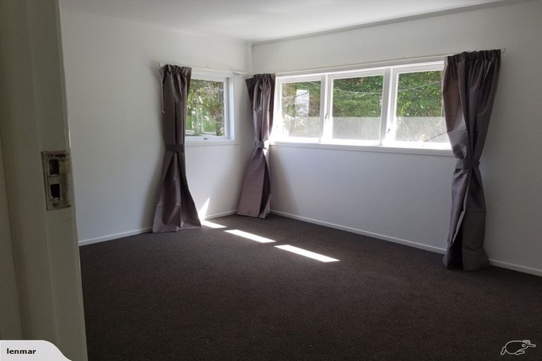 Photo of property in 51 Toroa Street, Torbay, Auckland, 0630