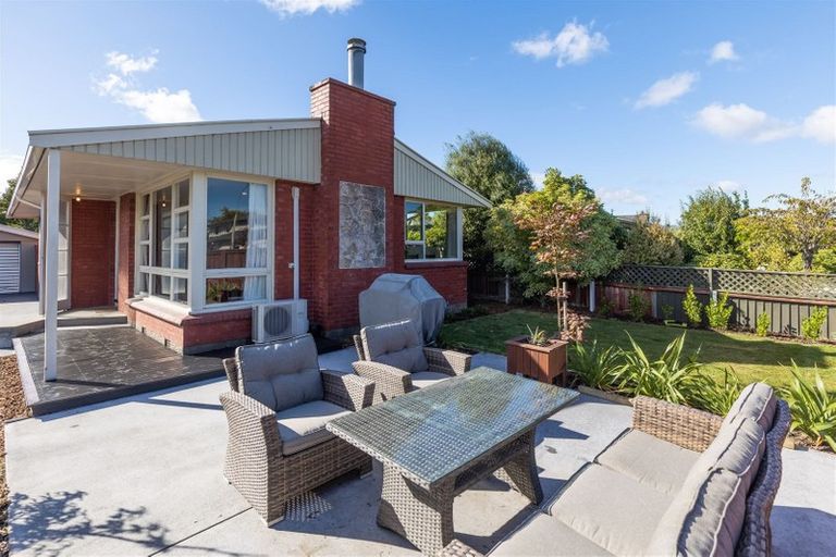 Photo of property in 7 Clipper Place, Redwood, Christchurch, 8051