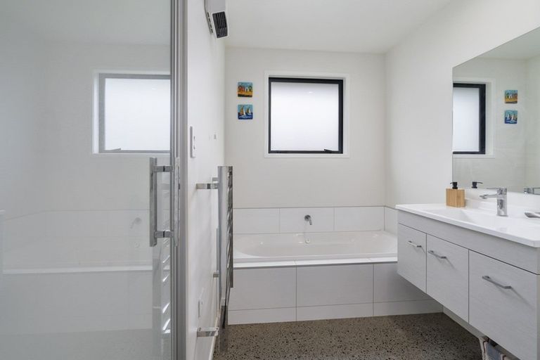 Photo of property in 56 Papawhero Drive, Bell Block, New Plymouth, 4312