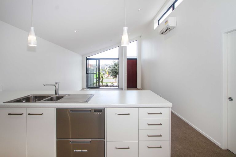 Photo of property in 29 Wallace Road, Ranui, Auckland, 0612