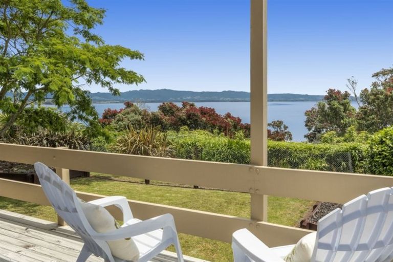 Photo of property in 23 Walnut Grove, Omokoroa, 3114