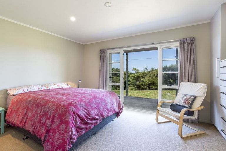Photo of property in 708 Wilson Road, South Head, Helensville, 0874